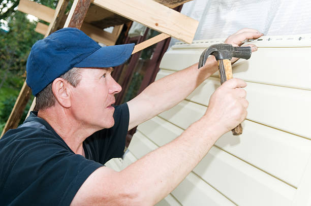 How To Choose The Right Materials for Your Siding Installation in 'Pinewood Estates, TX